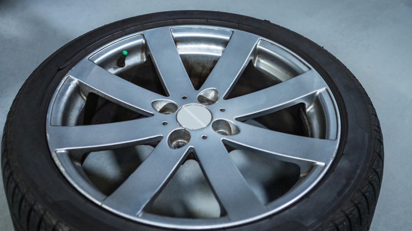 Alloy Wheels vs. Steel Wheels